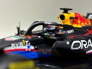 Bburago F1 Max Verstappen RB19 Austin RedBull 1:24