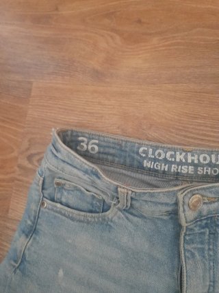 Shorts vaqueros Clockhouse