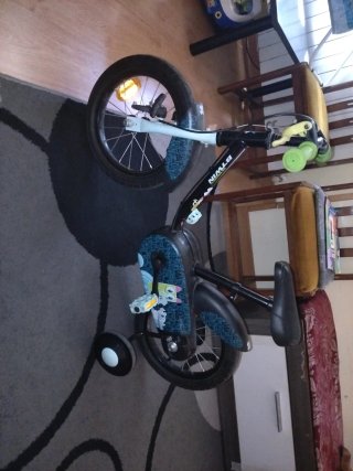 Bicicleta infantil Btwin con ruedines