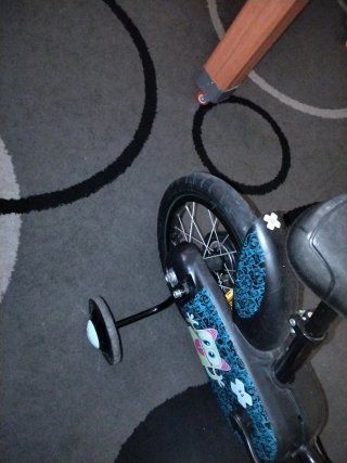 Bicicleta infantil Btwin con ruedines