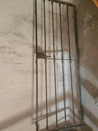 Reja de seguridad para puerta