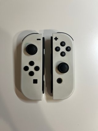 Nintendo Switch OLED Blanca + Funda + Caja