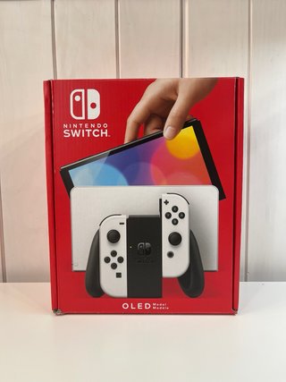 Nintendo Switch OLED Blanca + Funda + Caja