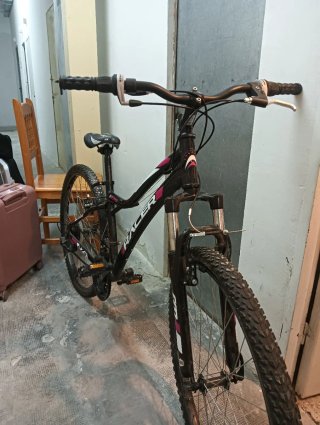 Bicicleta B'TWIN Rockrider MTB 26