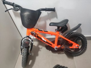 Bicicleta infantil naranja
