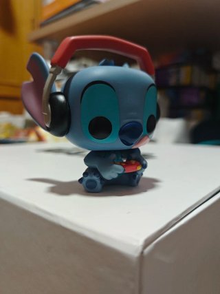 Funko Pop! Stitch Gamer