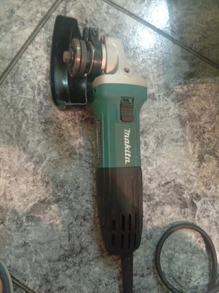Amoladora radial.