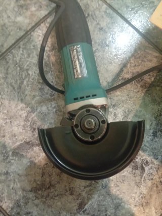 Amoladora radial.