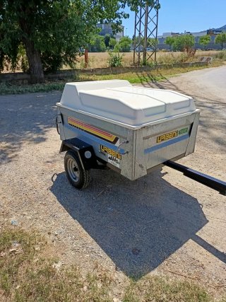 Remolque Urbeni viaje/carga