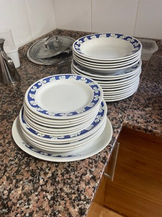 Vajilla completa azul y blanco