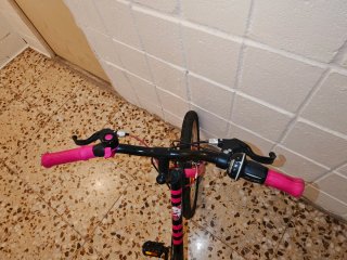 Bicicleta infantil BTWIN rosa