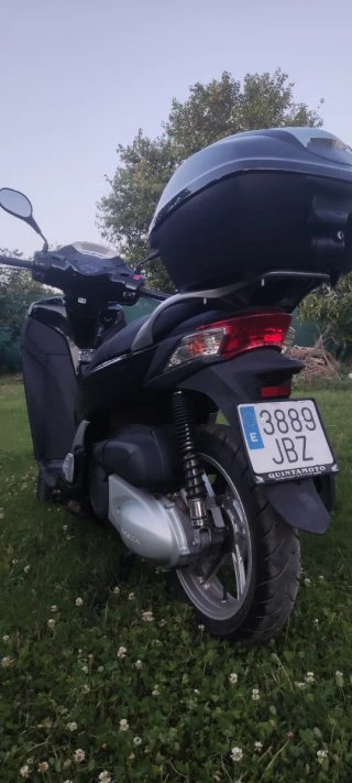 Honda SH 300 ABS Scooter
