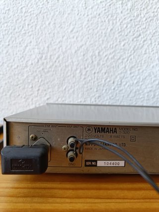 Sintonizador Yamaha T-320 AM/FM Stereo