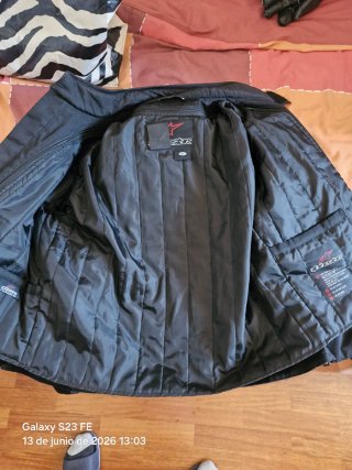 Chaqueta Alpinestars Negra y Blanca