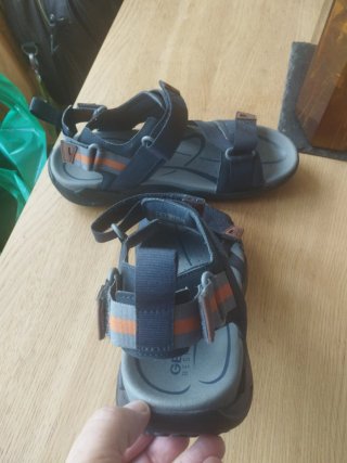 Sandalias