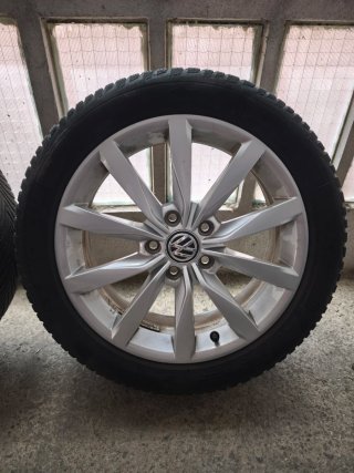 Llantas Originales Volkswagen con Neumáticos