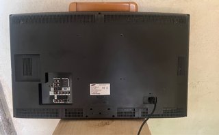 Televisión Samsung 32” funcionando perfectamente
