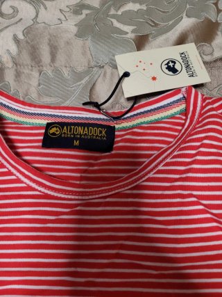 Camiseta de rayas rojas y blancas Altona Dock