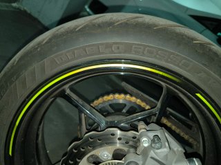 Kawasaki Ninja 650 Negra y Verde