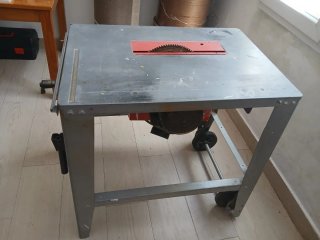 Sierra de mesa mediana potente disco makita  2000w