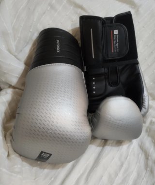 Guantes de boxeo Outshock 12 oz