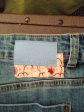 Falda vaquera Desigual con bordado