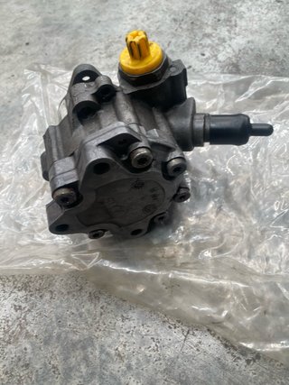 Bomba Dirección BMW E90 135bar