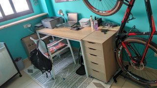 Escritorio madera y metal + cajonera ikea Alex
