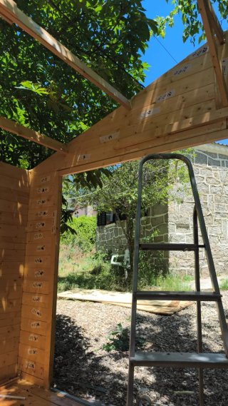 Casa de madera desmontable para jardín