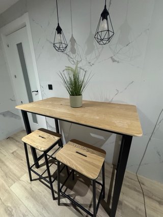 Mesa alta madera y metal