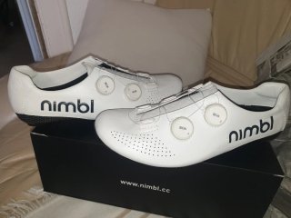 Zapatillas Nimbl Blancas  error de talla.