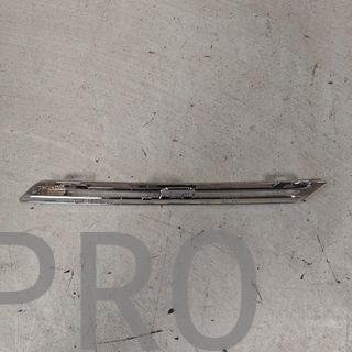 MOLDURA DERECHA REJILLA PARAGOLPE DELANTERO RENAUL