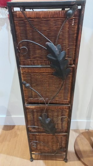 Mueble Organizador Mimbre y Metal
