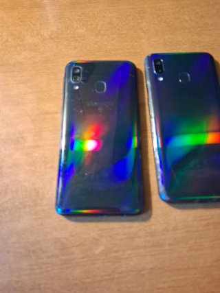 2 samsung a40 + 1 tablet samsung per ricambi