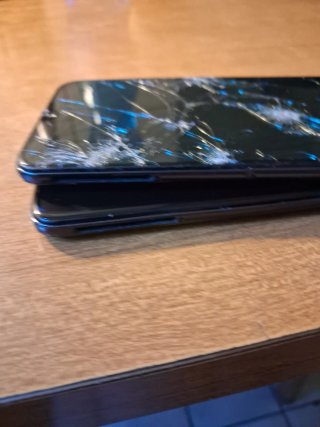 2 samsung a40 + 1 tablet samsung per ricambi