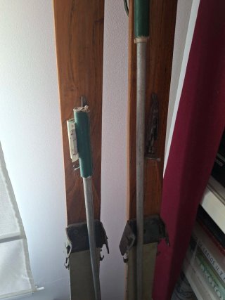 Esquís antiguos madera