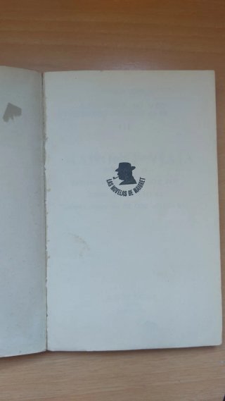 Libro Maigret viaja de Simenon