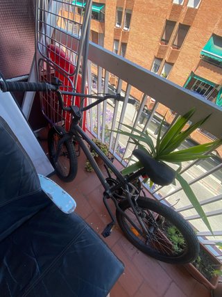 Bicicleta BMX Negra