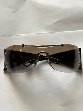 Gafas de sol Dior negras y grises
