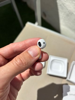 Apple AirPods 4 sin ANC