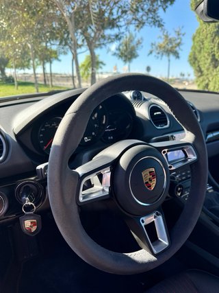 Porschd Cayman 718 T 2020