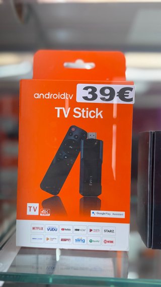 Android TV Stick 4K con mando