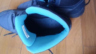 Botas de trekking Quechua gris y azul