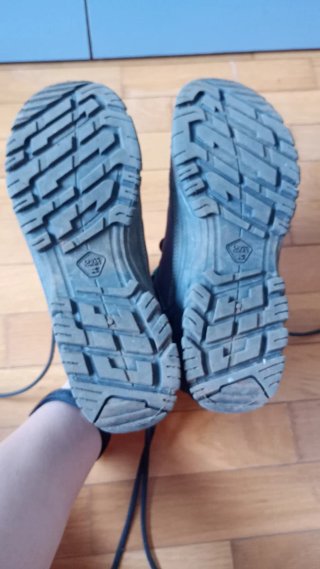 Botas de trekking Quechua gris y azul