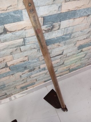 azada de cavar o azada de desbrozar