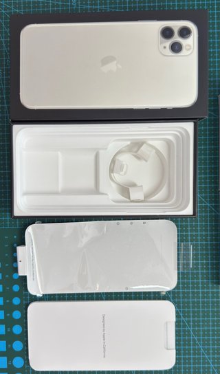Caja iPhone 11 Pro Max 512GB Blanco