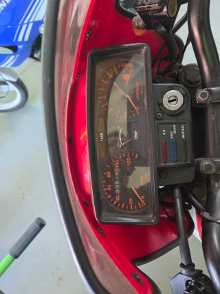Honda MBX Roja y Blanca