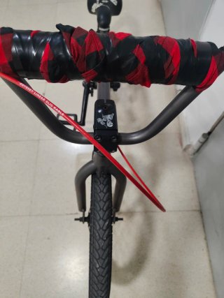 Bicicleta BMX Subrosa