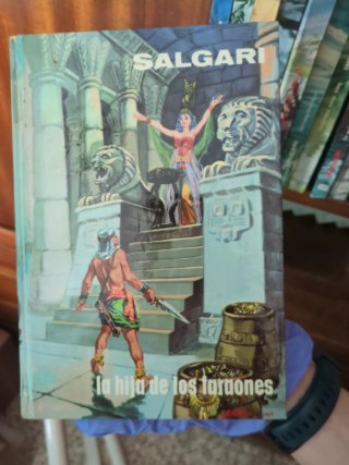 Colección varios libros Emilio Salgari con ilustra