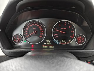 BMW Serie 3 318d F30 Llantas 18", cámara y CarPlay